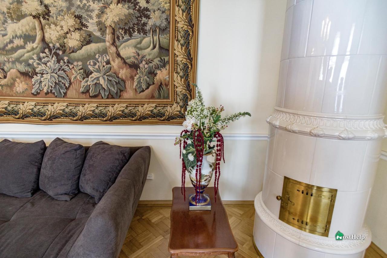 Two Bedroom Villa With Hot-Tub, Terrace And Garden, Wenceslas Square Praga Exterior foto