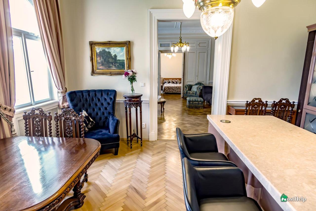 Two Bedroom Villa With Hot-Tub, Terrace And Garden, Wenceslas Square Praga Exterior foto